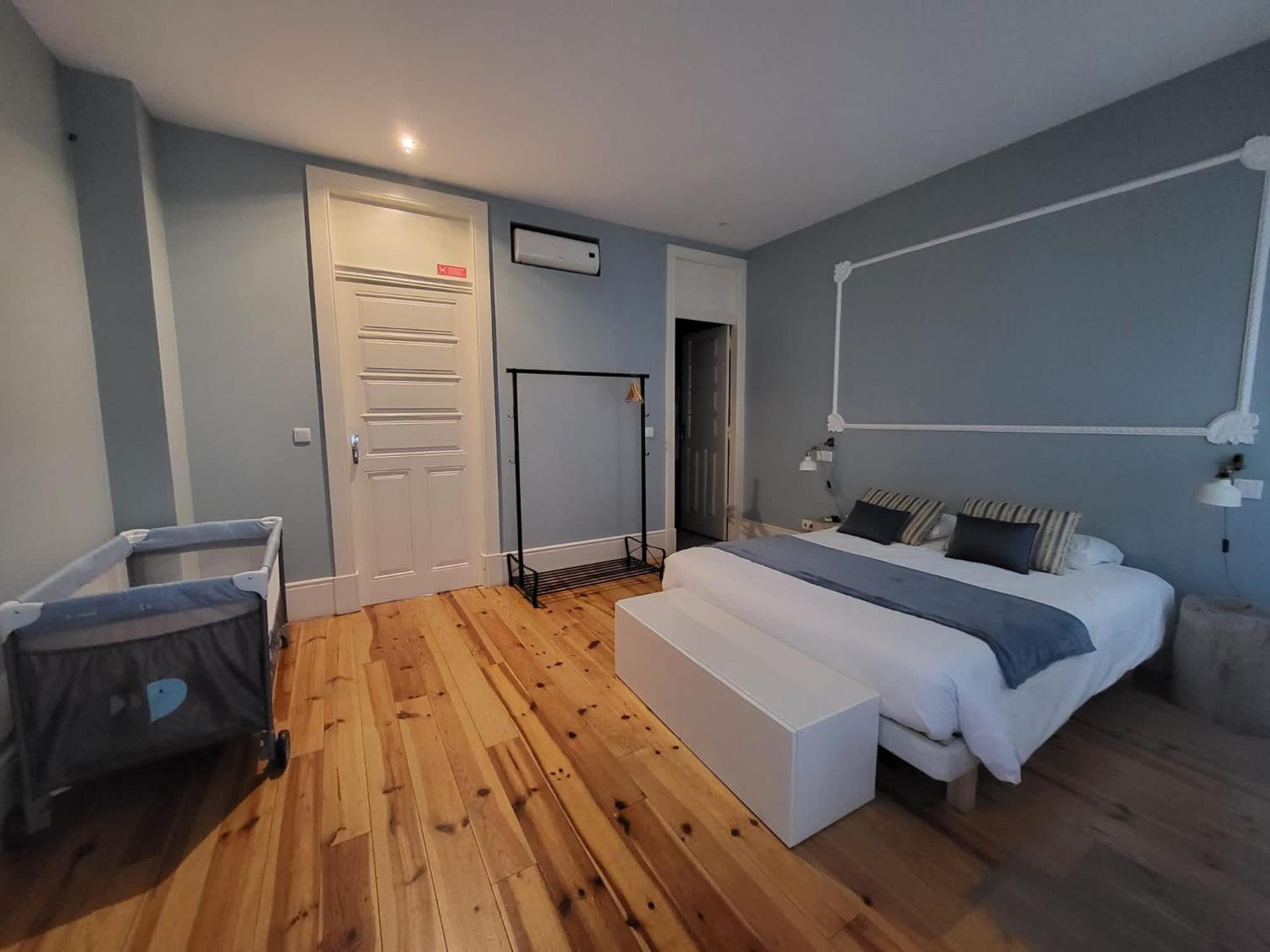 Bed and Breakfast Godinho'S House Матозиньюш Экстерьер фото